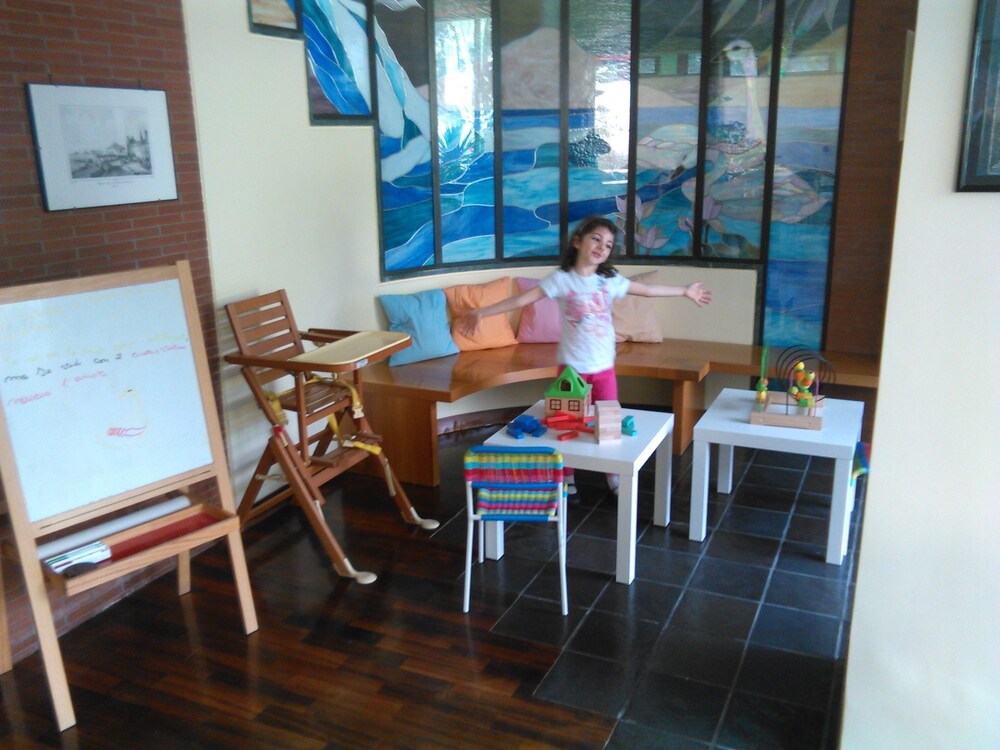 Childrens Area