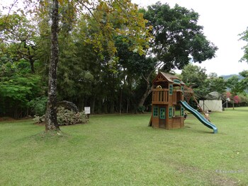 Childrens Play Area - Outdoor