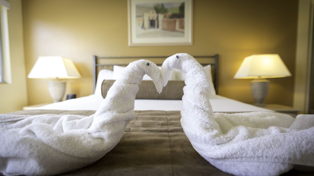 Suite, 2 Bedrooms, Non Smoking, Patio - Guestroom