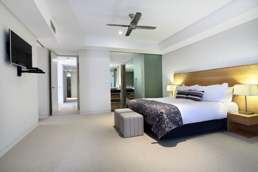 Enclave Luxury Villa - Guestroom