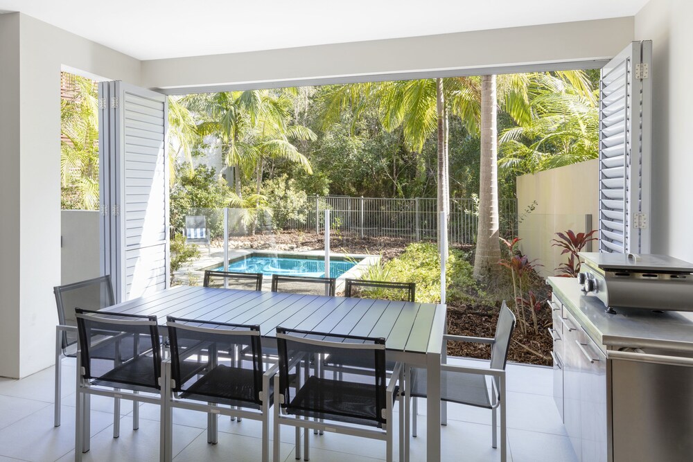 Enclave Luxury Villa - Terrace/Patio