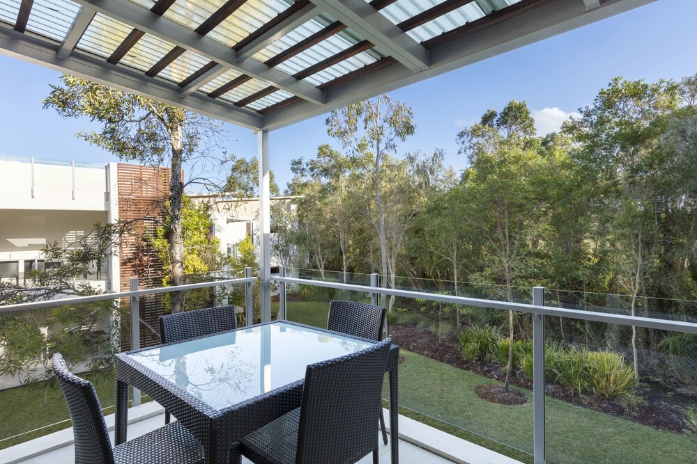 One Bedroom Sanctuary Apartment - Balcony