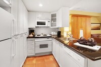 Condo, 1 Bedroom (Unit 402)