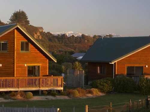 Shining Star Beachfront Accommodation