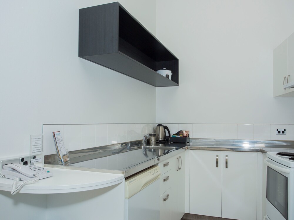 1 Bedroom Apartment - In-Room Kitchen