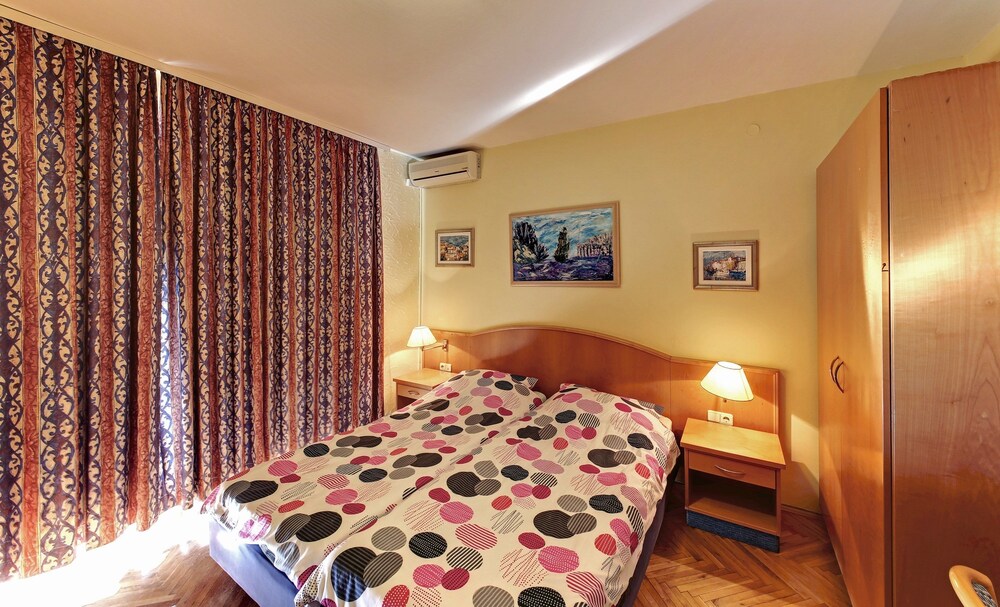 Panoramic Apartment, Balcony (for 5 people) - Guestroom