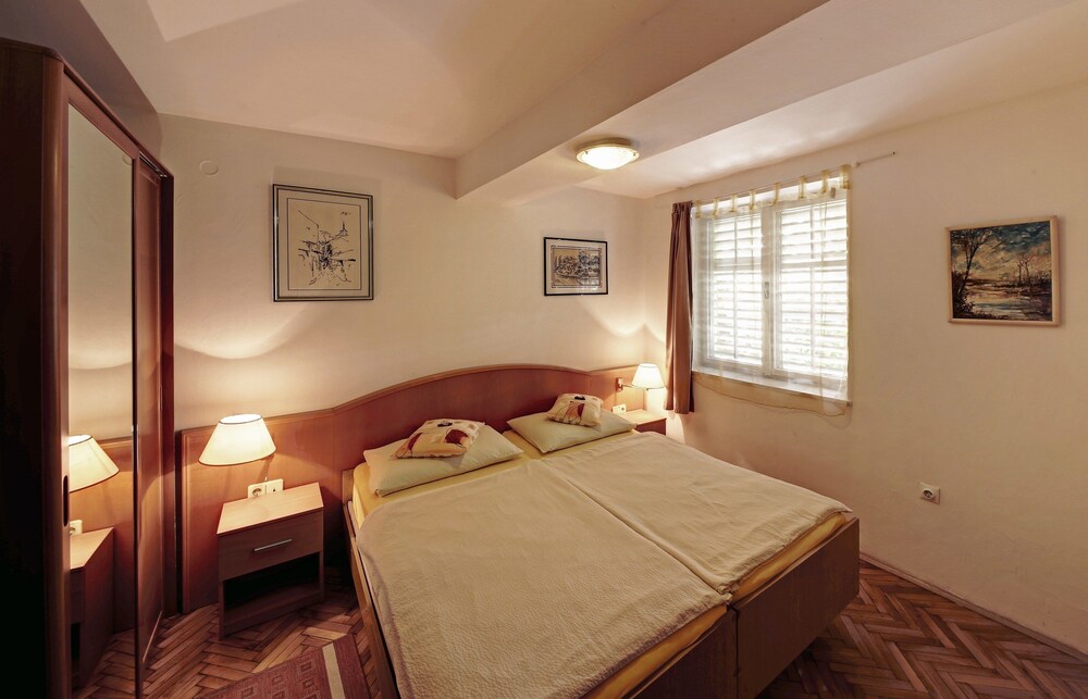 Comfort Apartment, 2 Bedrooms, Terrace, Garden View (for 4 people) - Guestroom