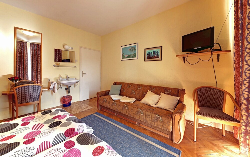 Panoramic Apartment, Balcony (for 5 people) - Guestroom