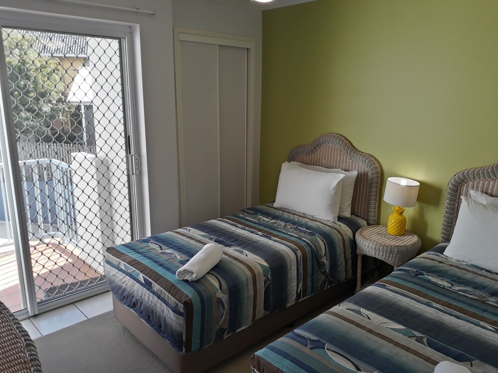Camera (Appartamento Standard, 2 camere da letto, 2 bagni, vista mare)