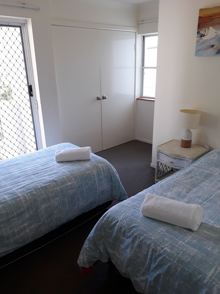 Camera (Appartamento Standard, 3 camere da letto, 2 bagni, vista mare)