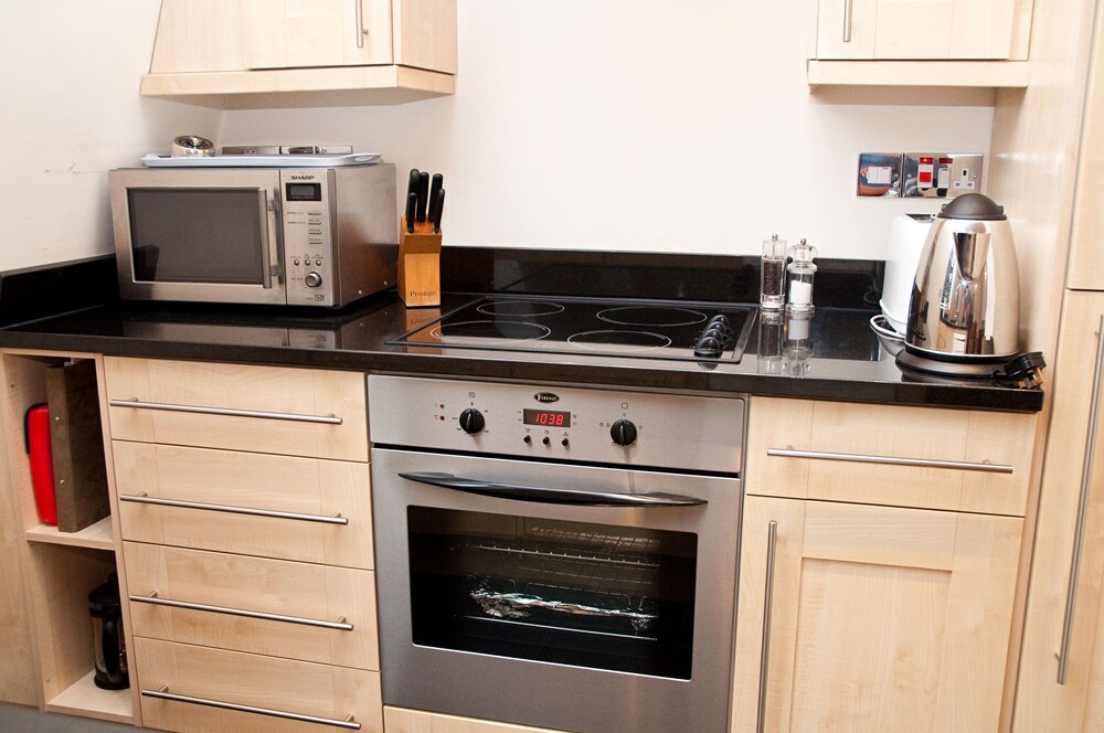 Apartment, 1 Bedroom - In-Room Kitchen