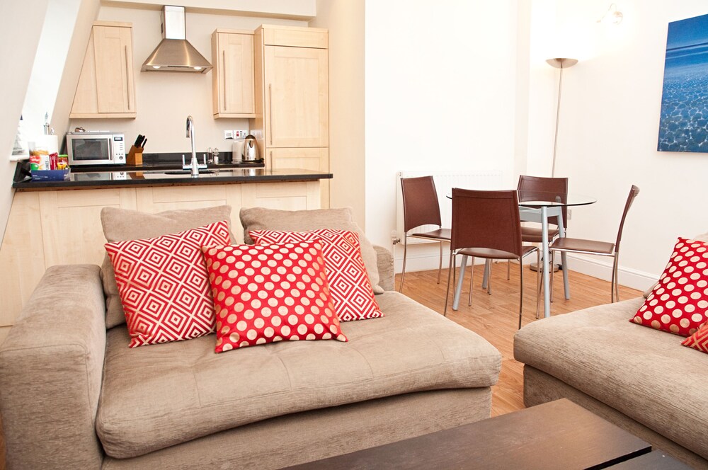 Apartment, 1 Bedroom - Living Room
