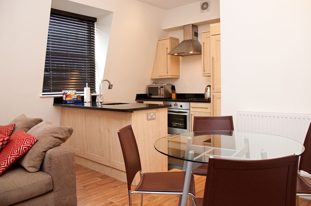Apartment, 1 Bedroom - In-Room Kitchen