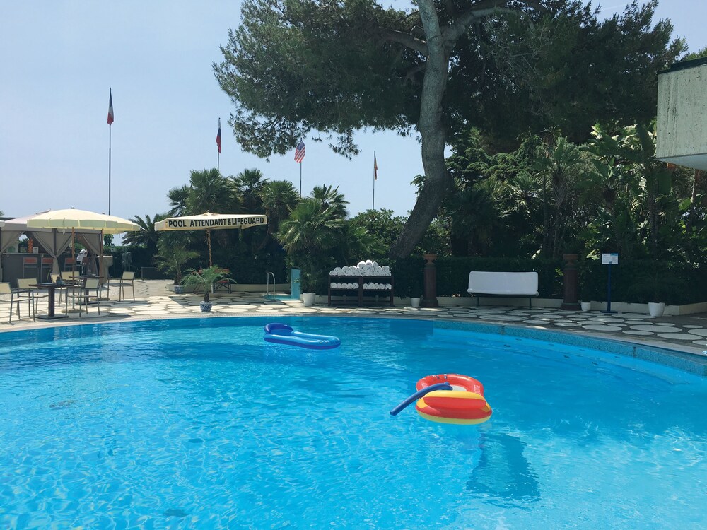 Piscina all'aperto