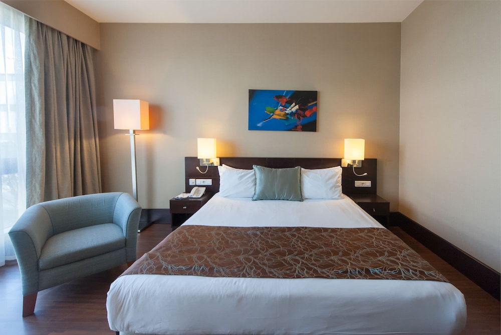 Guestroom View