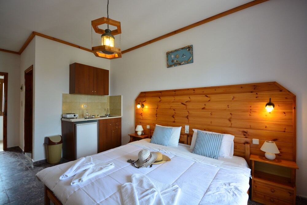 Standard Room - Guestroom
