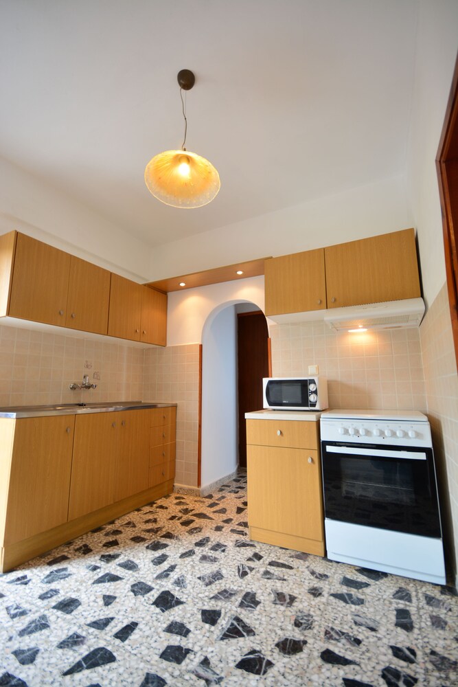 Two Bedroom Apartment for 6 people - In-Room Kitchen