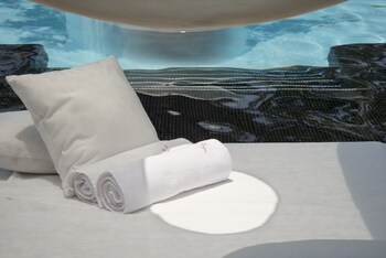 Sundeck
