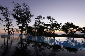 Infinity Pool