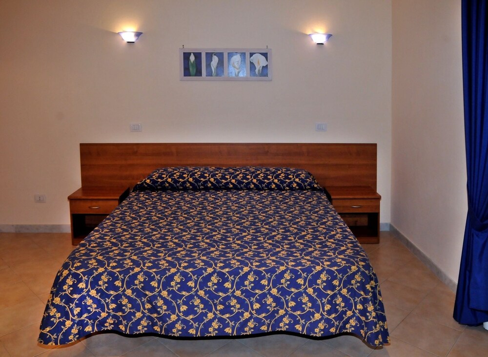 Standard Apartment, 1 Bedroom (for 2 people) - Guestroom