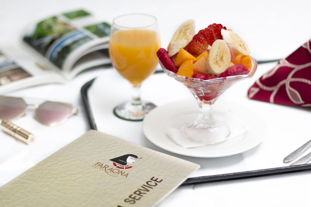 Room Service - Dining