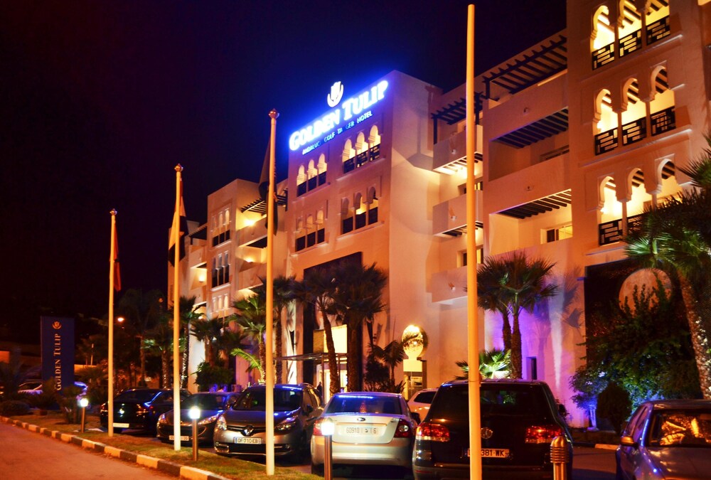 Hotel Front - Evening/Night