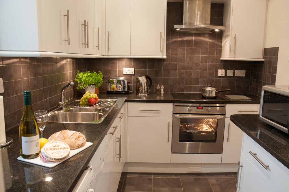 Apartment, 1 Bedroom - In-Room Kitchen