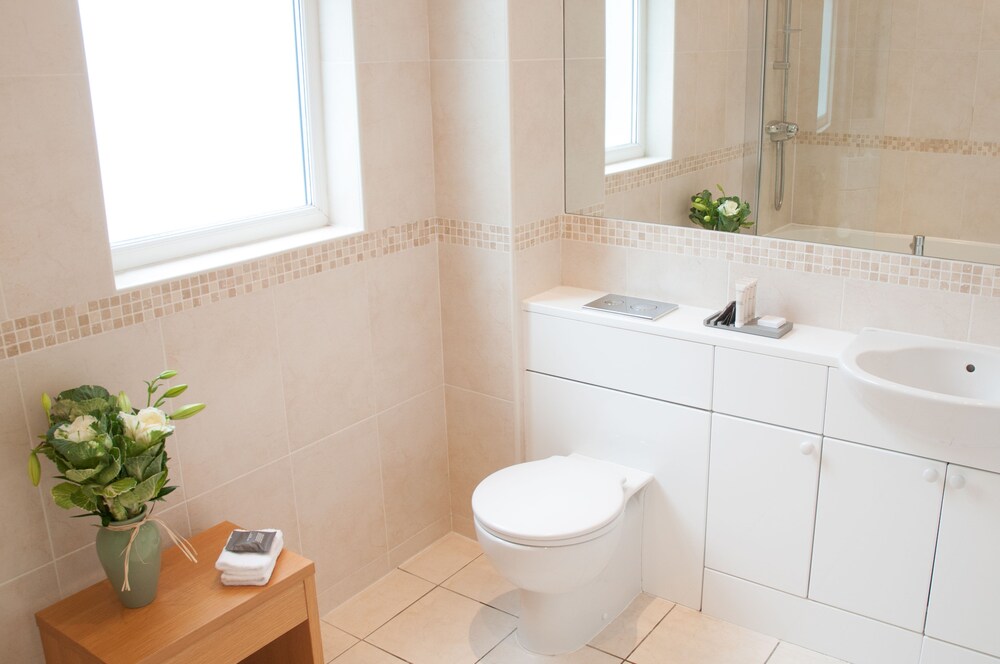 Apartment, 1 Bedroom - Bathroom