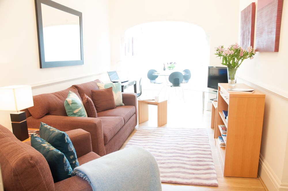 Apartment, 1 Bedroom - Living Room