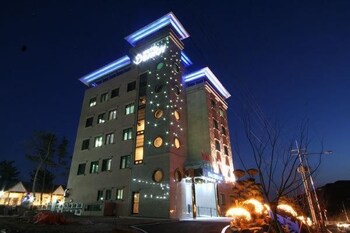 Hotel Front - Evening/Night