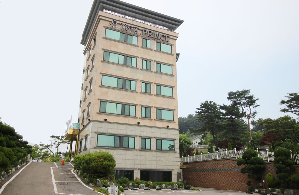 Hotel Front