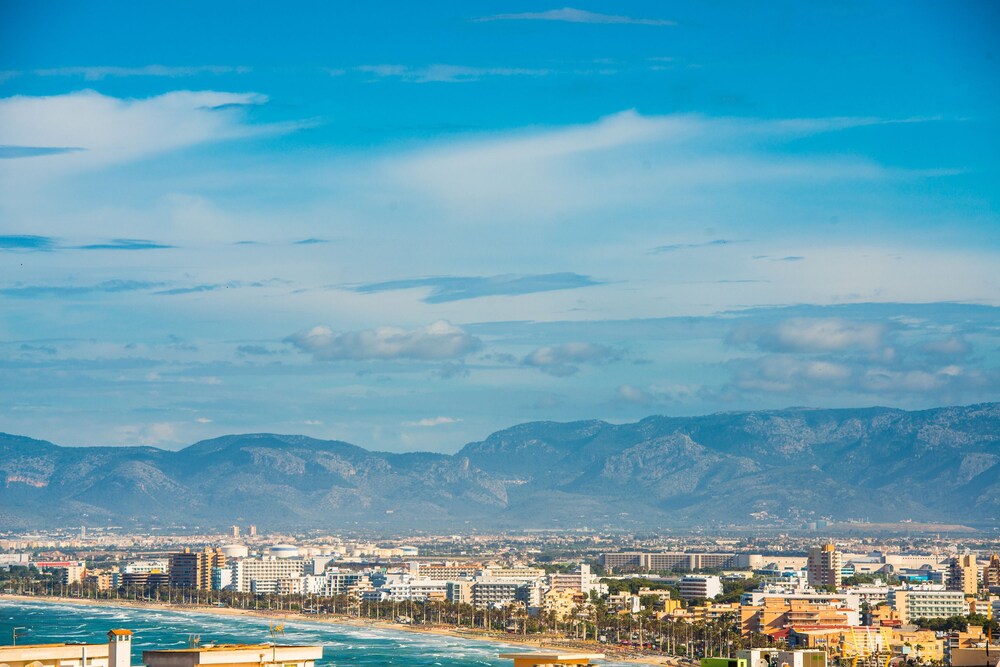 Beach/Ocean View