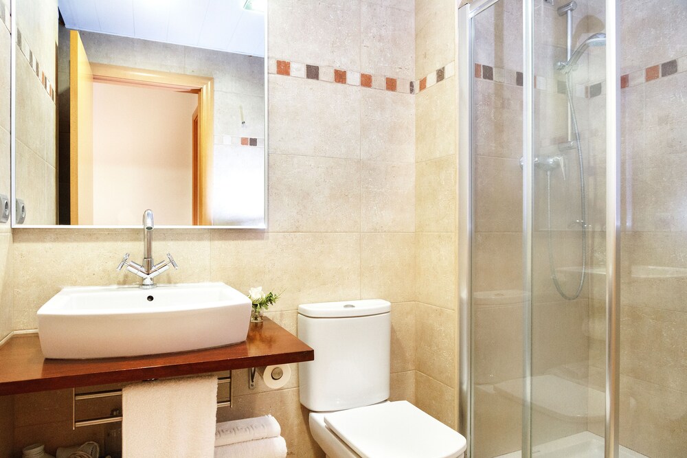 Apartment, 2 Bedrooms (Annex building C. Galceran Marquet, 8)