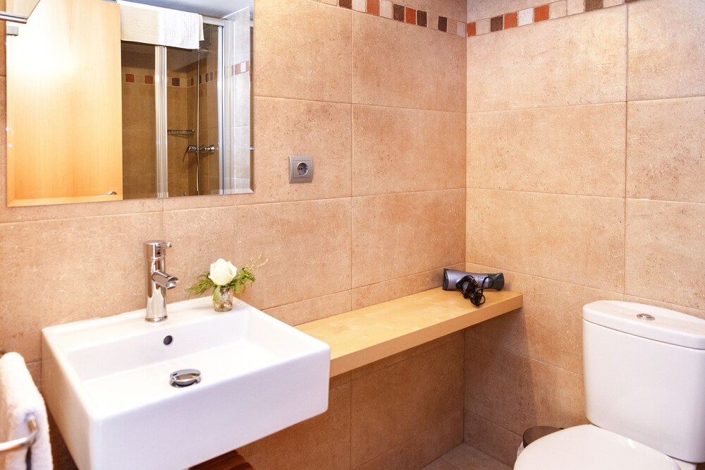 Apartment, 2 Bedrooms (4 ppl AnnexBuilding Galceran Marquet8)