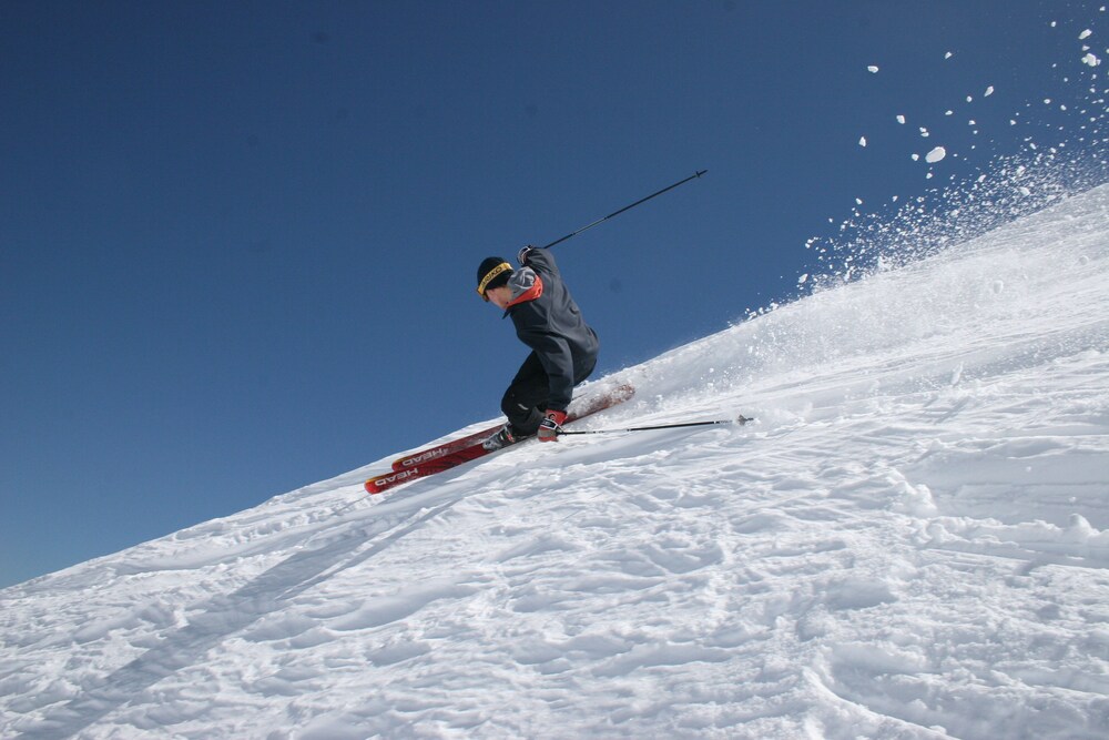 Skiing