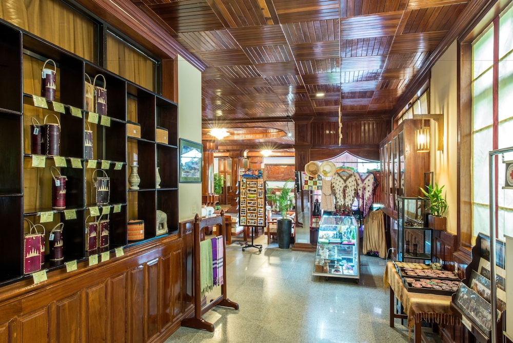 Gift Shop