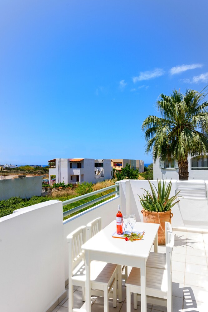 Superior Apartment, 1 Bedroom (for 4) - Guestroom View
