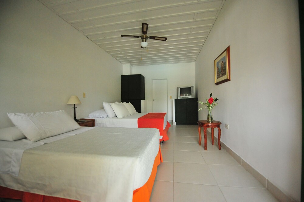Guestroom