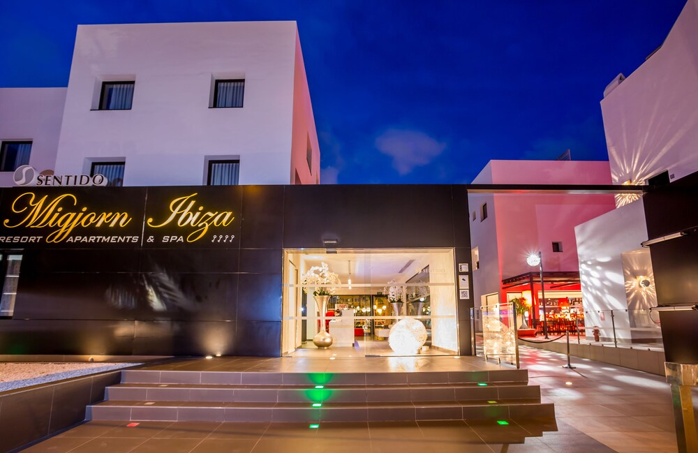 Hotel Front