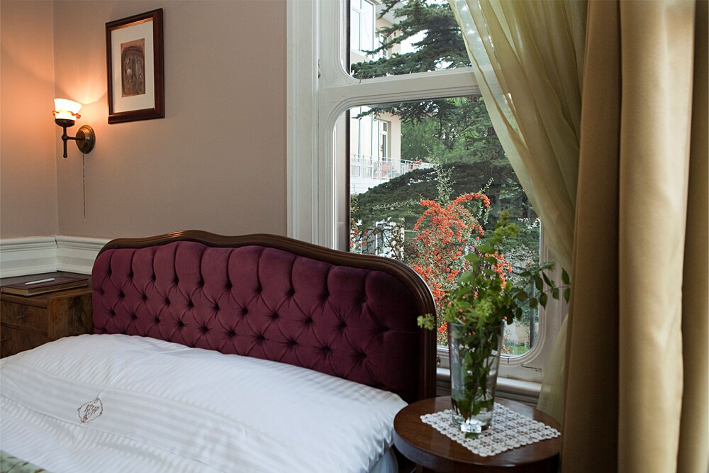 Guestroom View