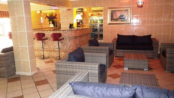Hotel Bar