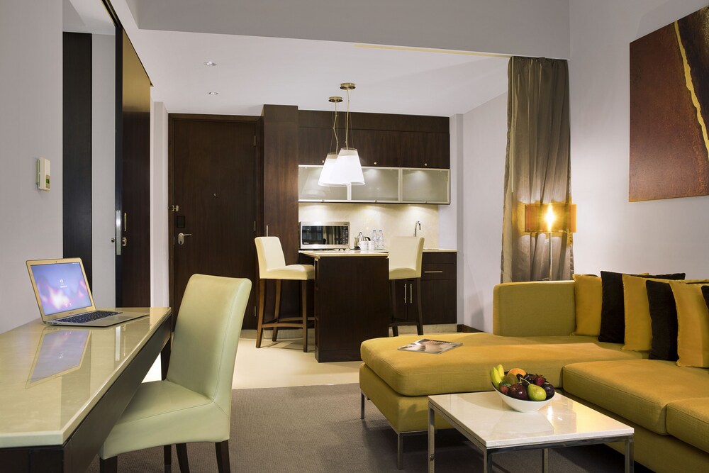 Suite - Living Room