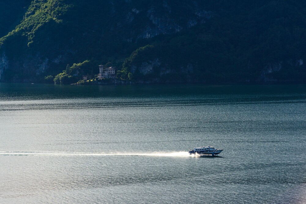 Lake View