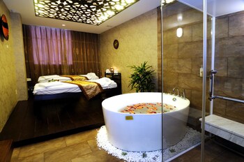 Steam Room