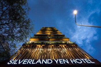 Hotel Front - Evening/Night
