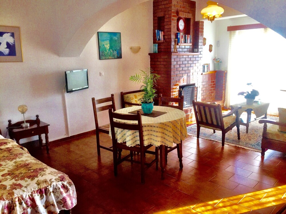 Family Apartment - Fireplace