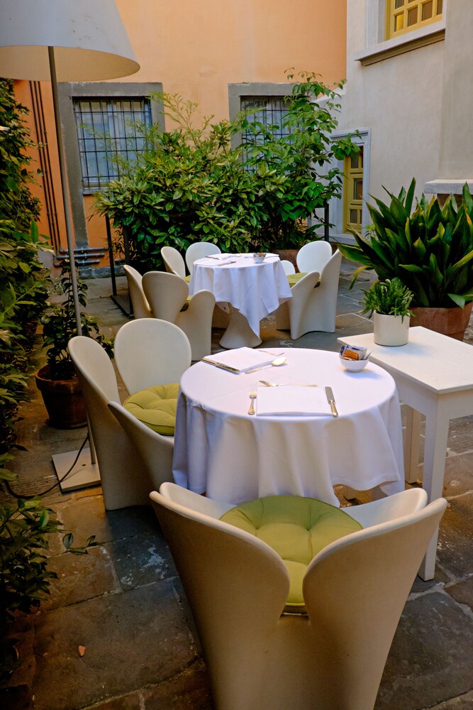 Outdoor Banquet Area