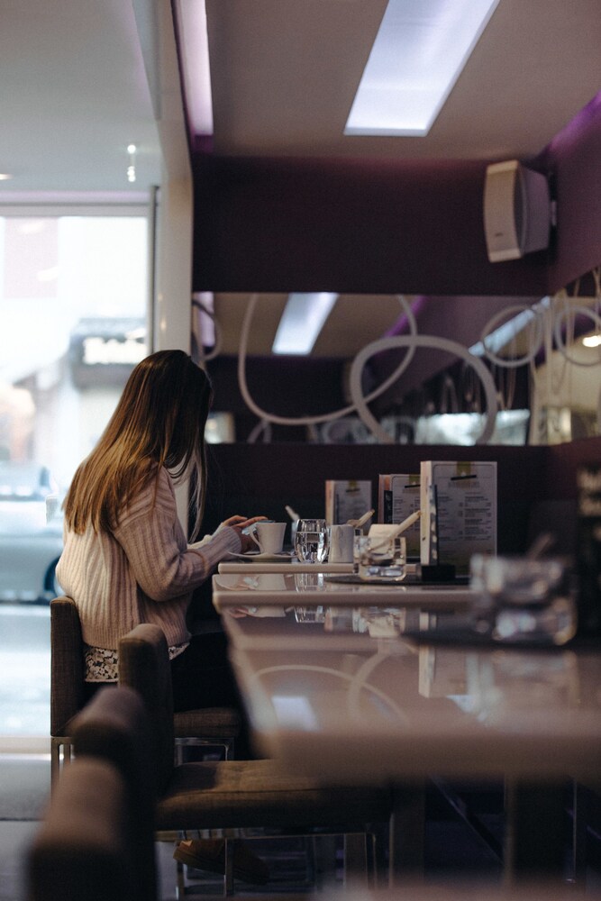 Cafe