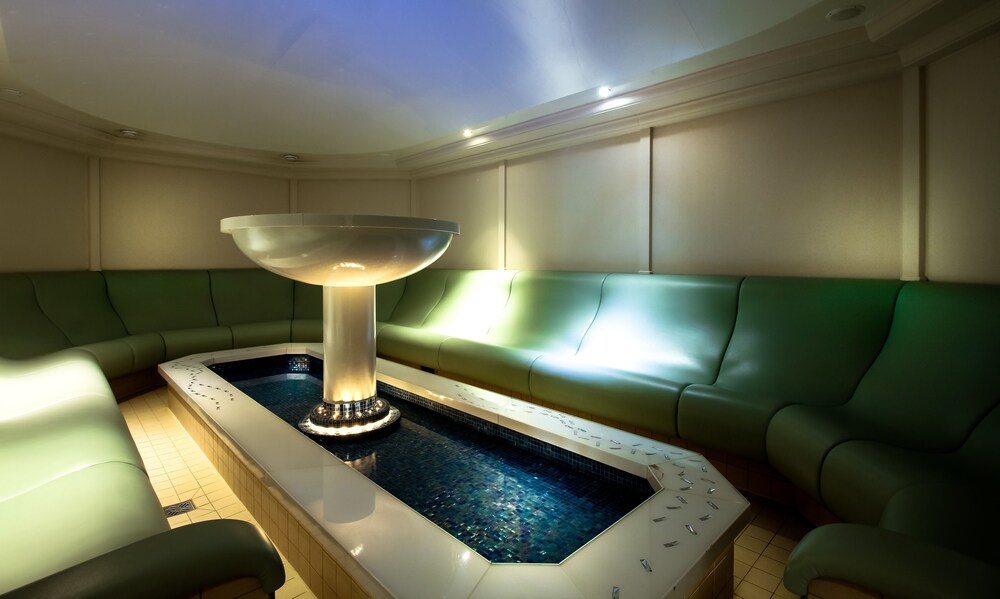 Steam Room