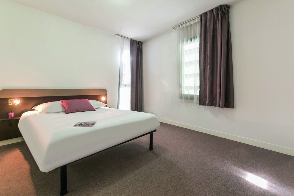 Family Apartment, 2 Bedrooms - Guestroom